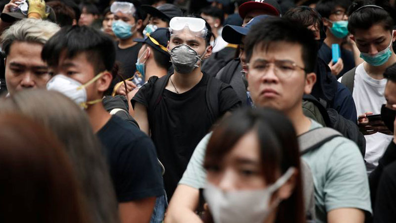 UAE advisory: don’t wear black or white in this country
