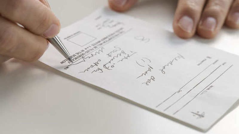 Dubai hospital worker in court for sick leave bribe