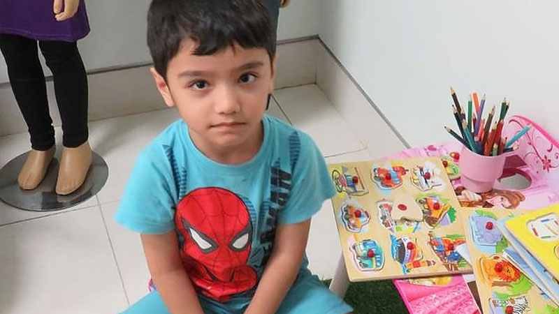 Lost Indian boy found by Filipina in Dubai to be placed in foster home
