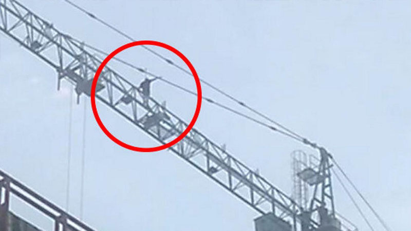 Daredevils scaling crane in Dubai’s JLT? What company says