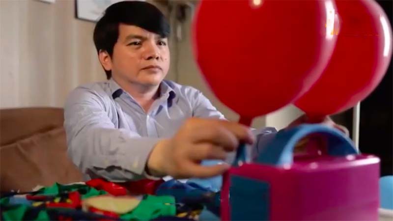 Filipino balloon artist who pleaded with God wins Dh166,666 in UAE draw