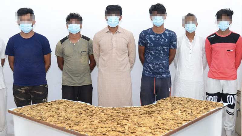 Gang selling fake gold coins in Sharjah arrested