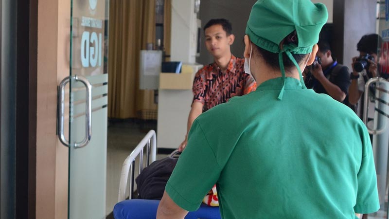 Travel ban on Filipino nurses: Philippines considers easing rule
