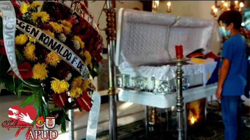 Filipino police officer killed in rooster attack during raid