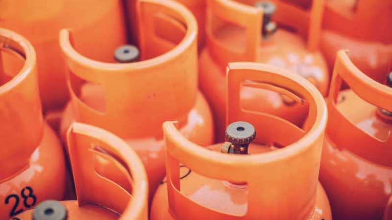2 injured in gas cylinder explosion at Ajman apartment