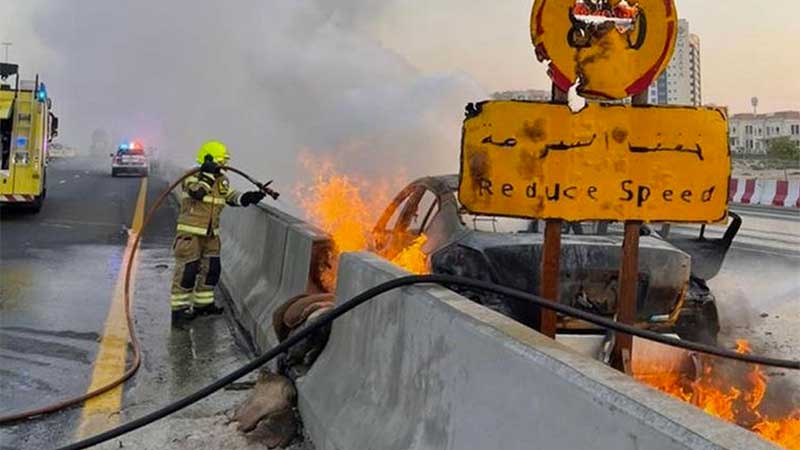 Car erupts in flames on Dubai highway