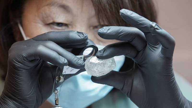 Rare 242-carat rough diamond to be auctioned in Dubai