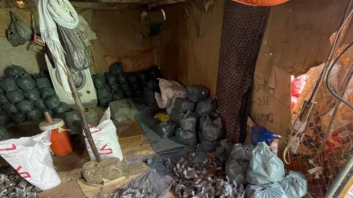 18 caught in illegal tobacco factory in Sharjah