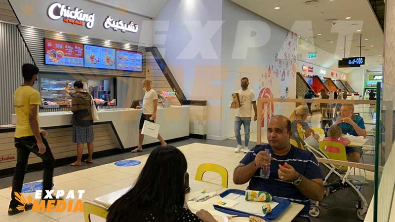 For first time in Dubai, diners eat in open during Ramadan fasting hours