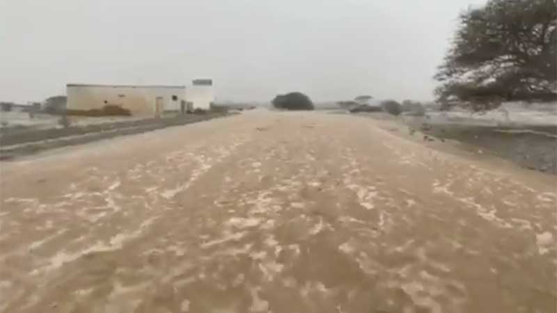 Emirati family rescued after wall collapses in Fujairah home
