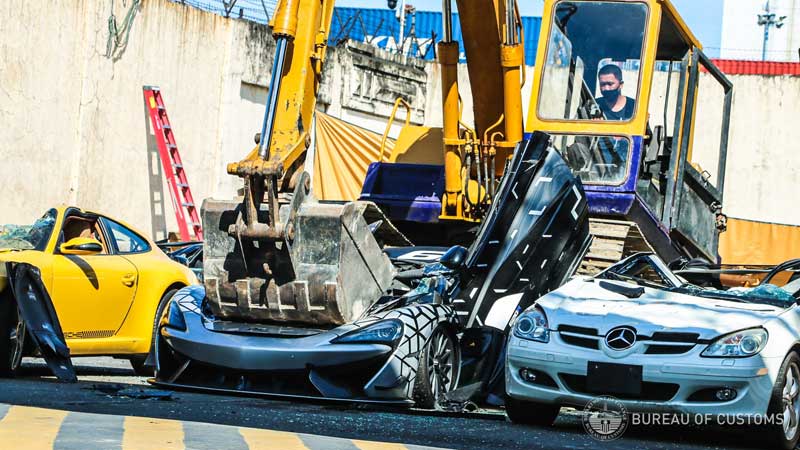 McLaren, 20 luxury cars destroyed to warn smugglers