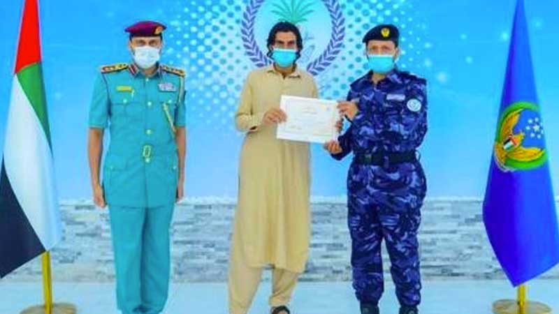 Pakistani who saved Sharjah resident from robbery gets reward