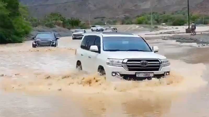Rain falls on Dubai, Abu Dhabi, Ajman, RAK, Fujairah