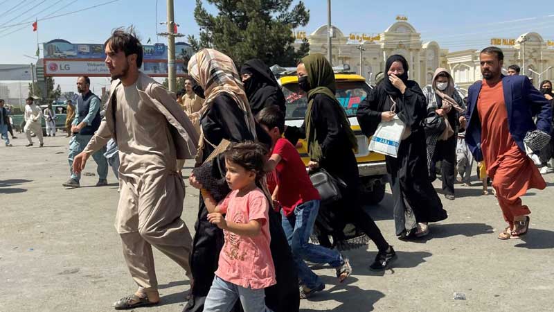 UNHCR issues non-return advisory for Afghanistan