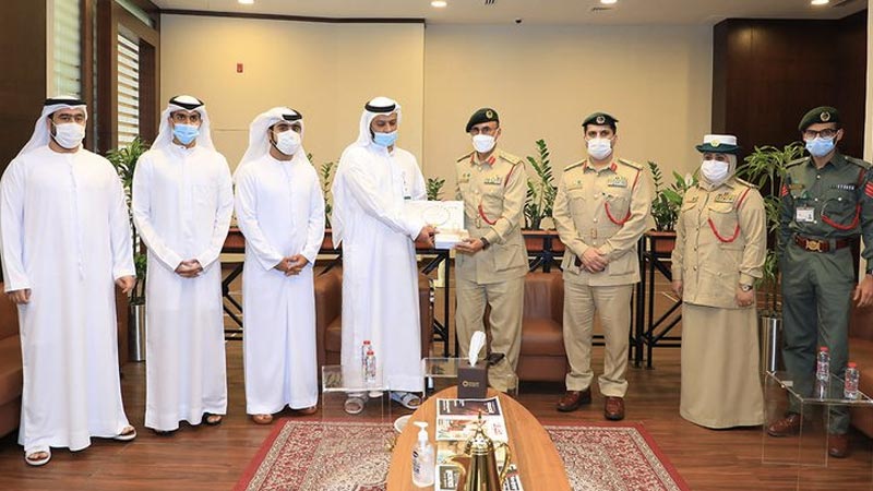 Dubai man rewarded for returning bag with cash, cheque worth Dh115,800