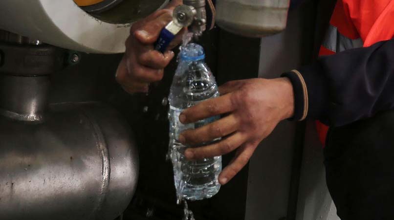 UAE to develop 3 new water desalination projects