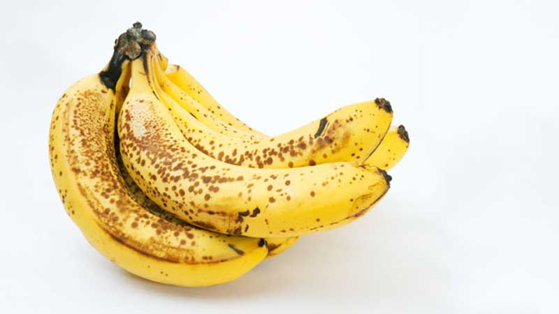 Worms in bananas? UAE authority debunks viral video