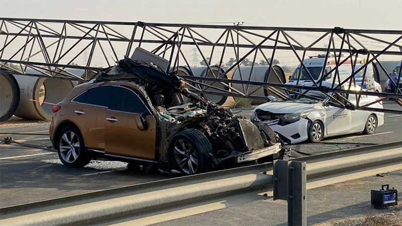 2 injured in UAE after crane boom falls on cars