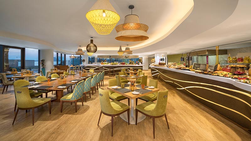 Dine and dazzle at The Retreat Palm Dubai’s New Year’s Eve party