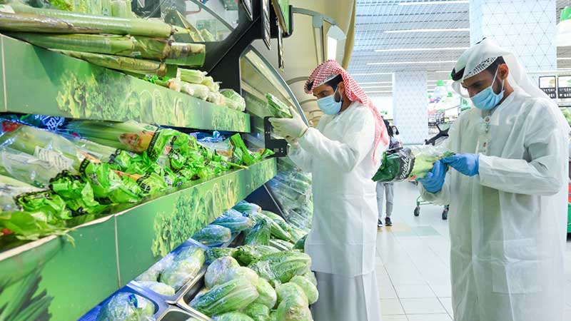 Sharjah shuts down two food warehouses, seizes banned items