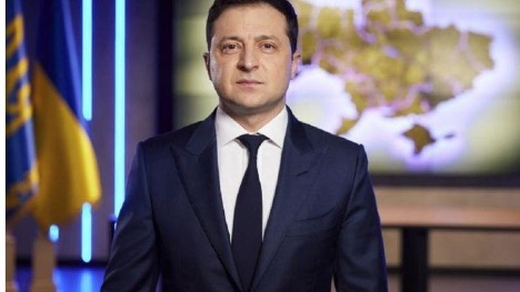 Zelensky urges Ukrainians to unite, resist invasion