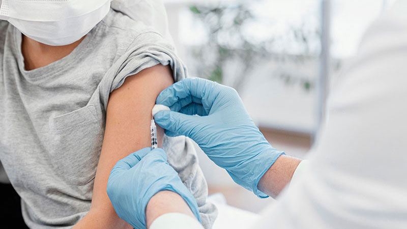 Moderna, Pfizer-BioNTech authorized for use as Omicron-targeted booster