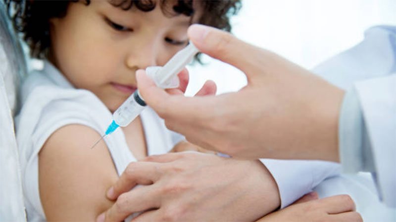 UAE: Medics advise children to get flu jabs before winter