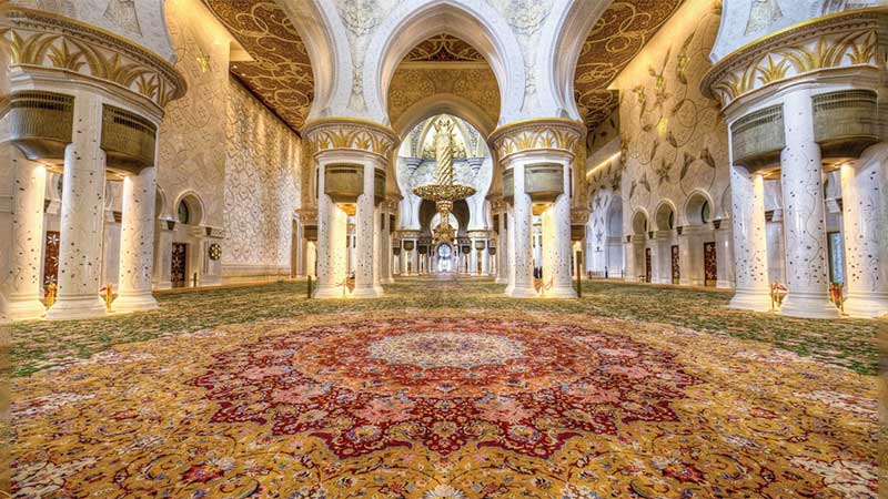 World’s largest carpet in UAE took 12 months to make