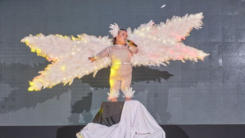 Smallest Filipino in UAE takes big strides