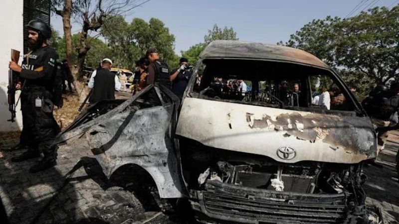4 killed in Karachi blast, Pakistan separatist group claims responsibility