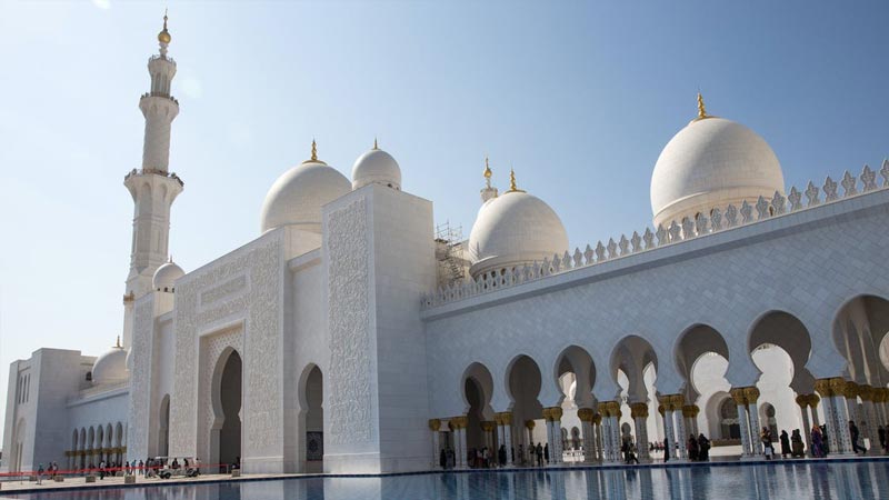 Sheikh Zayed Grand Mosque open to visitors, worshippers this Ramadan