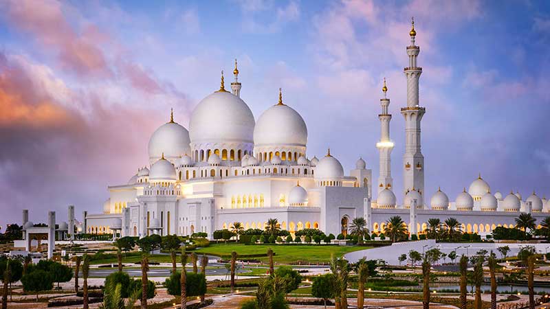 Sheikh Zayed Grand Mosque records over 1.26 million visitors in 6 months