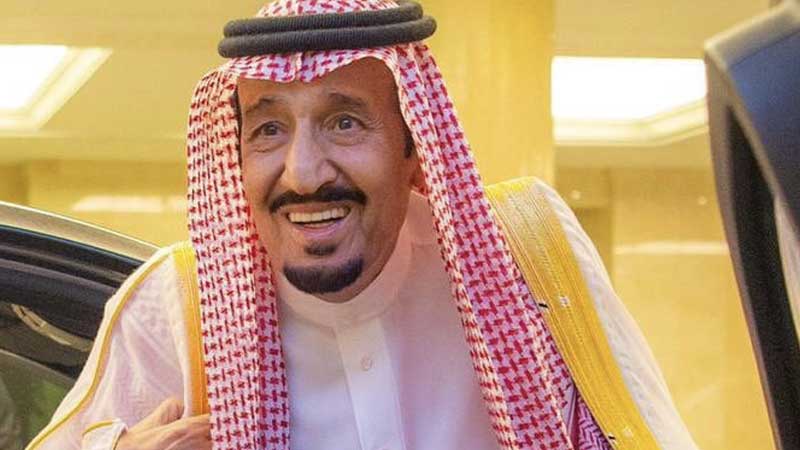 UAE leaders congratulate Saudi King Salman bin Abdulaziz on leaving hospital