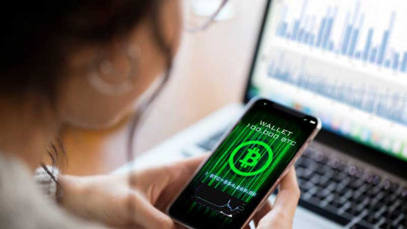 Women in Abu Dhabi to get free domains for crypto, NFT and blockchain