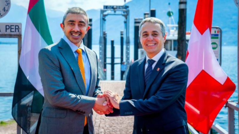 President Sheikh Mohamed invites the Swiss president to visit UAE