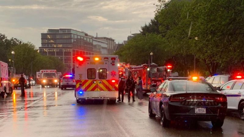 US: Four in critical condition after lightning strike near the White House