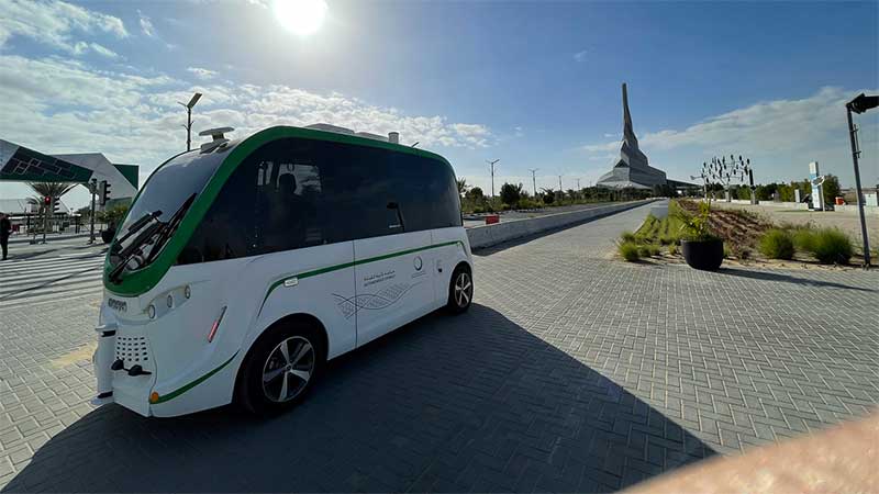 Visit the world’s largest solar park in Dubai on driverless buses
