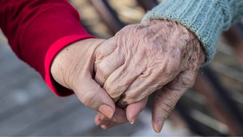 Dubai issues over 23,000 discount cards for senior citizens, retirees, people with limited income