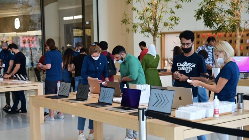 UAE: iPhone 14 Pro series sold out 45 mins after Dubai Mall store opening