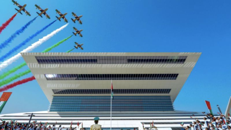 UAE: Airforce jets paint flag colors into Dubai skies to celebrate Flag Day