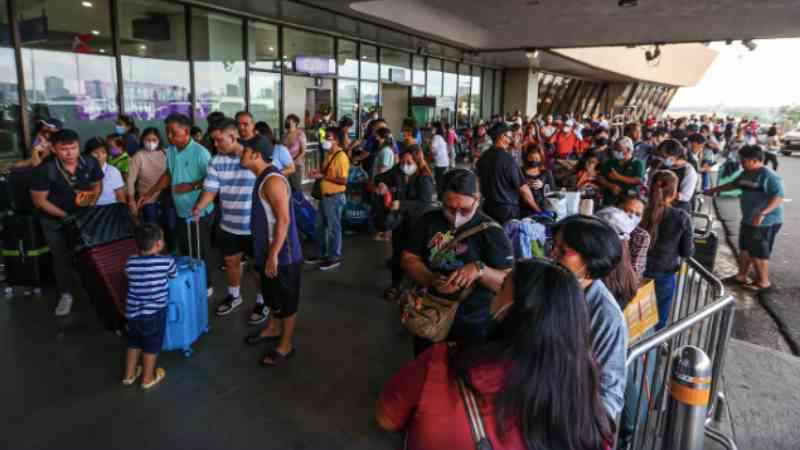 All flights suspended on May 17 when Philippines shuts down airspace in Manila, Cebu, 42 other airports