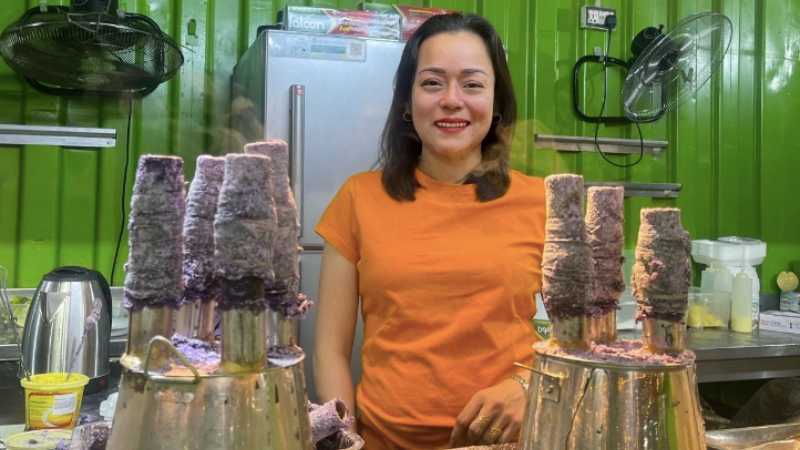 Dubai: OFW quits job to start a puto bumbong, binbingka business
