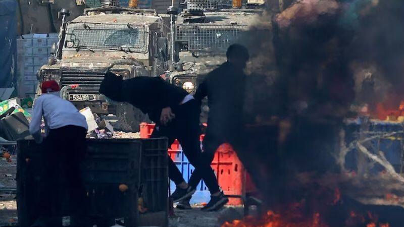 Israeli West Bank raid: 11 Palestinians killed, 102 wounded