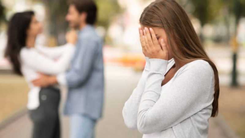 Philippines: Girlfriend may file case against cheating boyfriend, law dean says