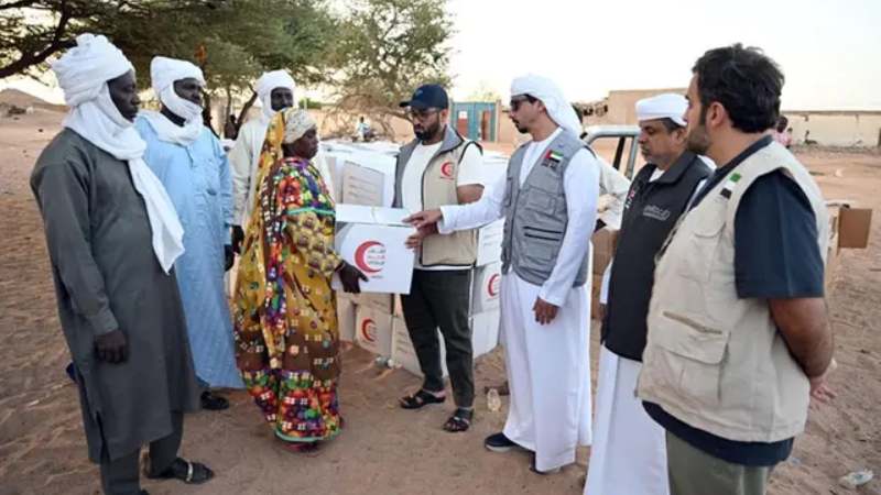 UAE aid workers bring food to Sudanese refugees in Chad