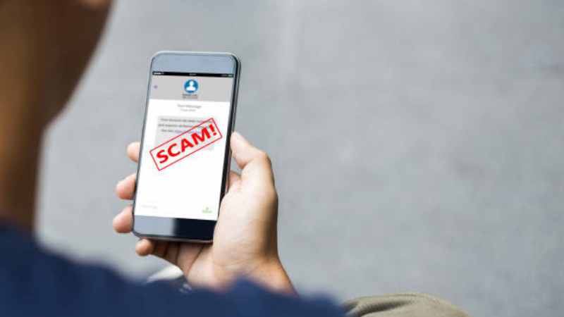 UAE Authorities Warn of Fraudsters Targeting Sellers on Bank Holidays