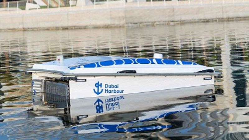 Dubai Launches Floating Robot to Clean up Marinas, Seafronts