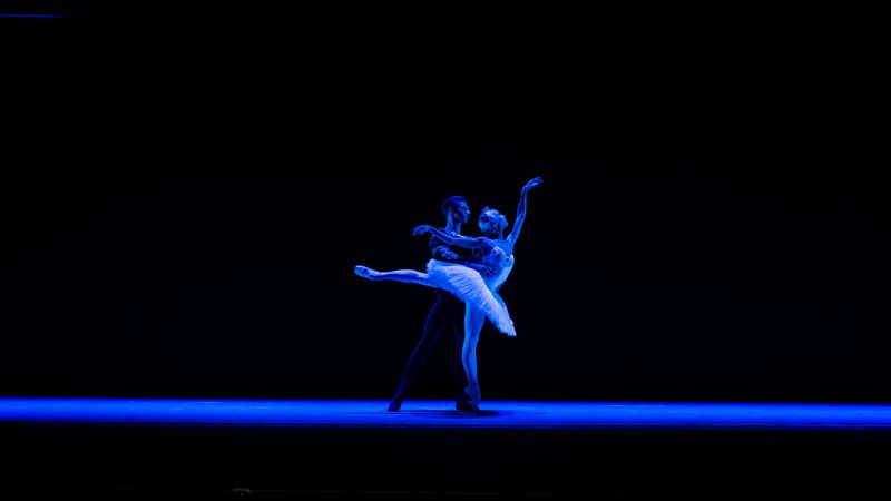 Hungarian State Ballet and Opera Make Dubai Opera Debut With Swan Lake
