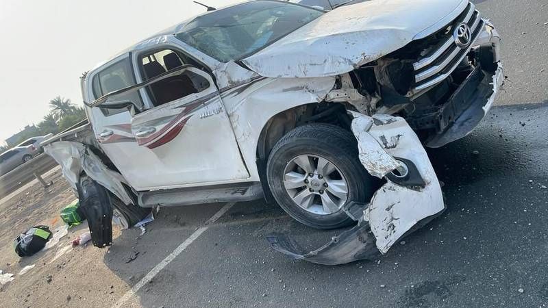 Emirati Dies After Pickup Truck Crashes into Ras Al Khaimah Signboard