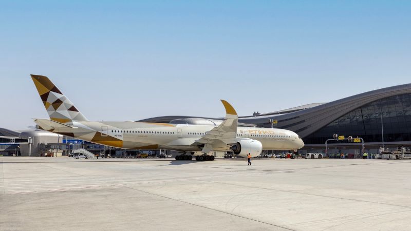Abu Dhabi Airport Terminal A opens to the public